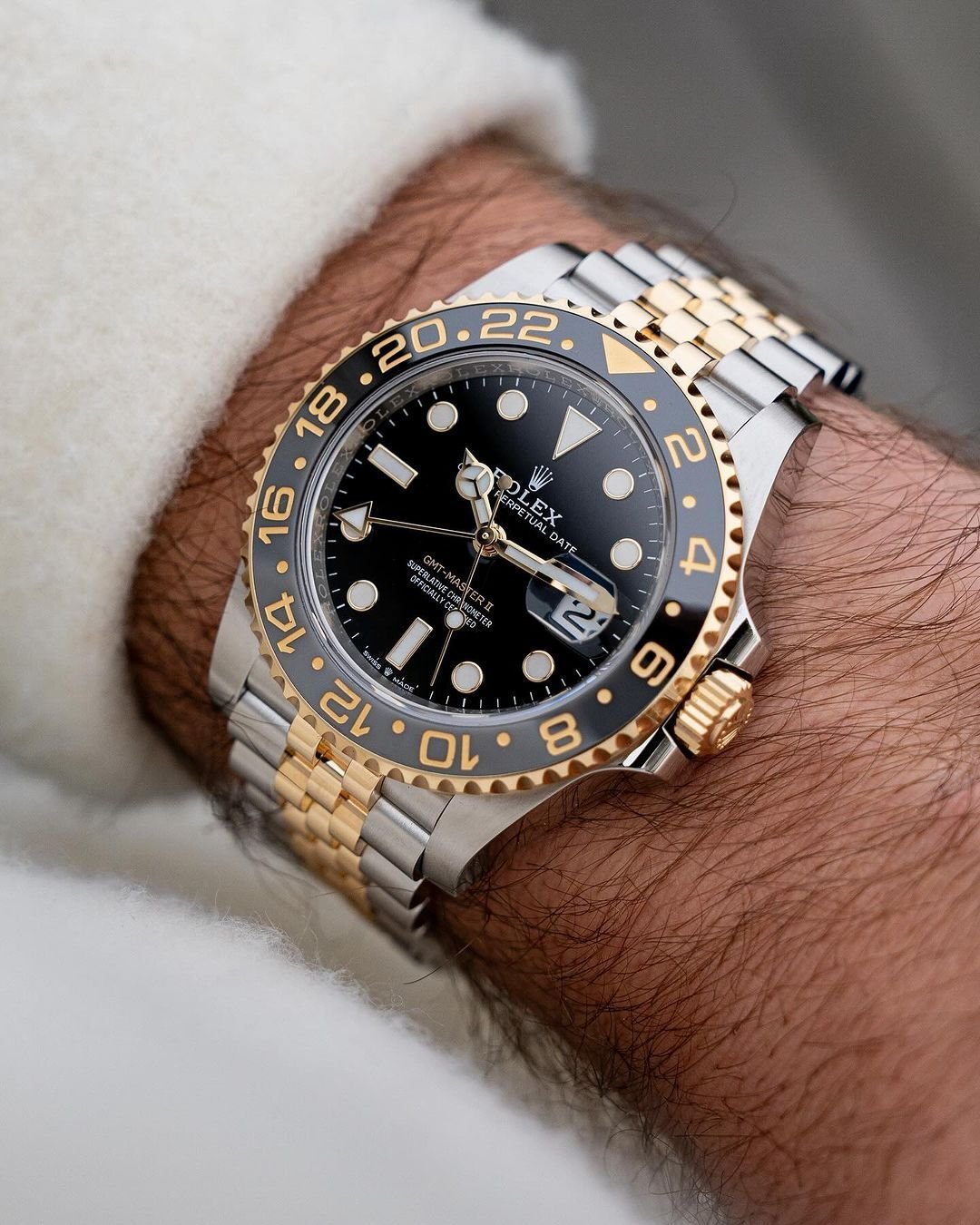 ROLEX AAA GMT MASTER 2 TOP PRIMIUM QUILTY WATCH