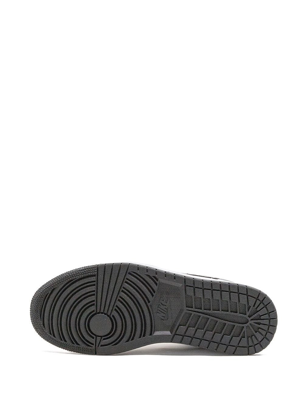Air Jordan 1 Low "Light Smoke Grey" - Image 4