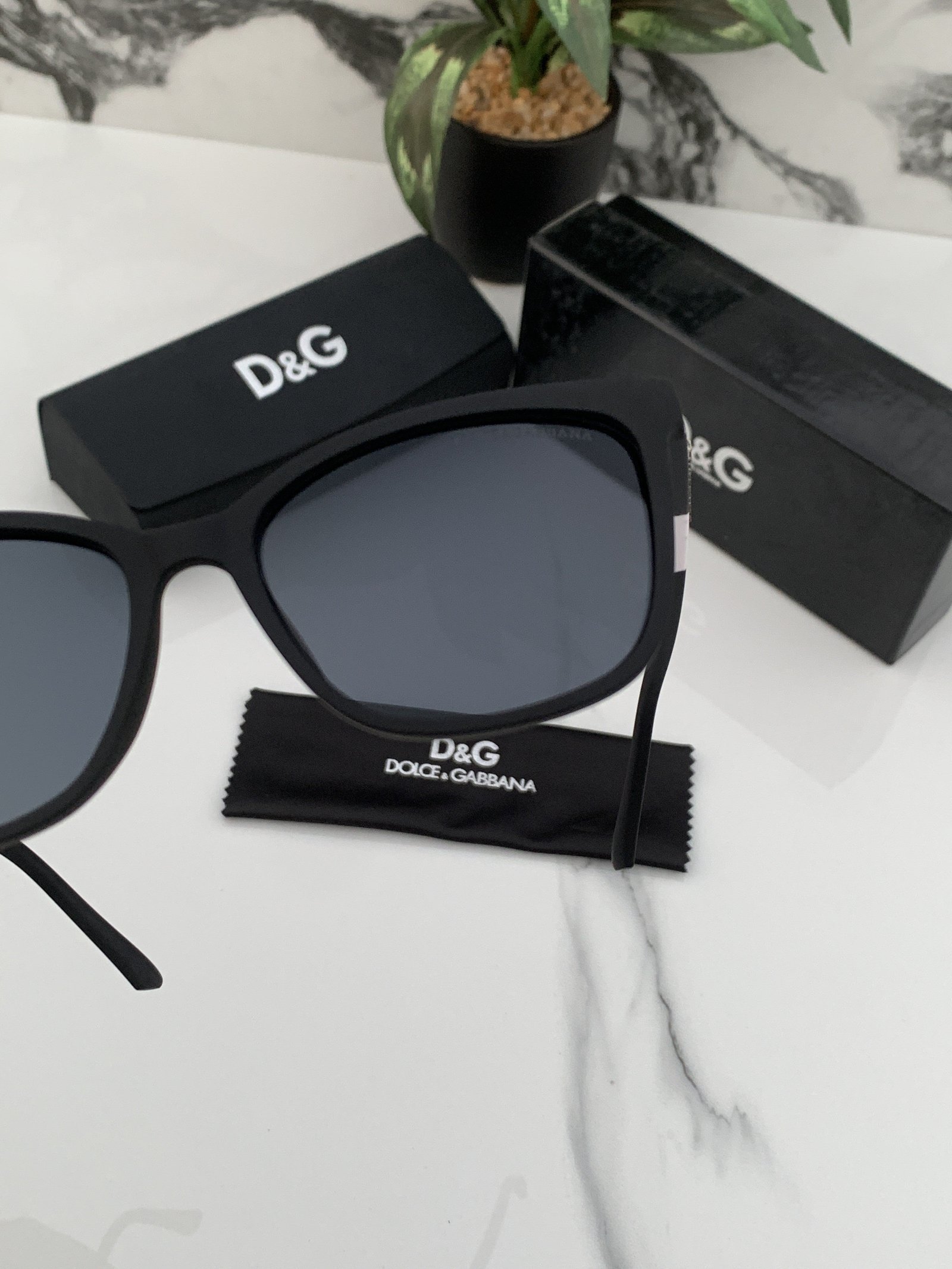 Alternative view of Branded D&G Full Black Sunglasses (With Original Kit)