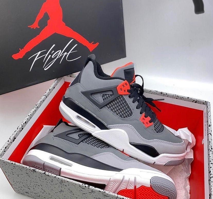 NIKE AIR JORDAN RETRO 4 - Image 6